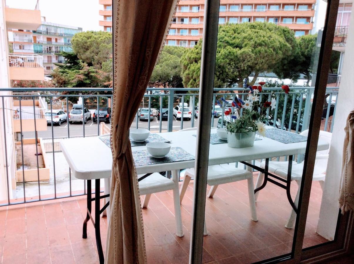 Apartamentos Aquarium. 150 Metros Playa. Roses Exterior photo
